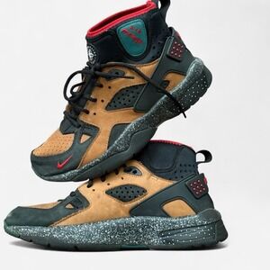 Nike Air Mowabb Olivia Kim No Cover Sneakers Women's size 9 men's 7.5